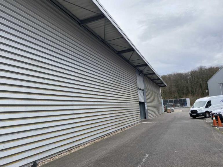 Local d'activité à louer à Messein - 1 216 m²