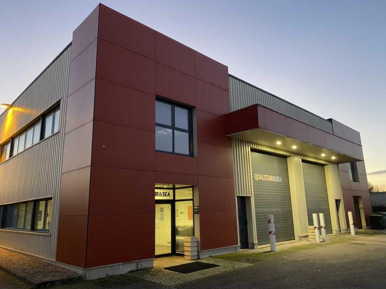 Photo de Local d'activité à louer à Fléville-devant-Nancy - 346 m²