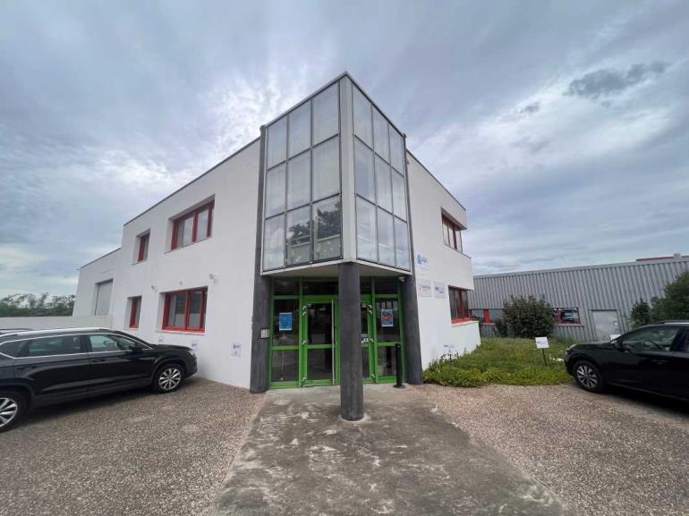 Photo de Local d'activité à vendre à Saulxures-lès-Nancy - 450 m²