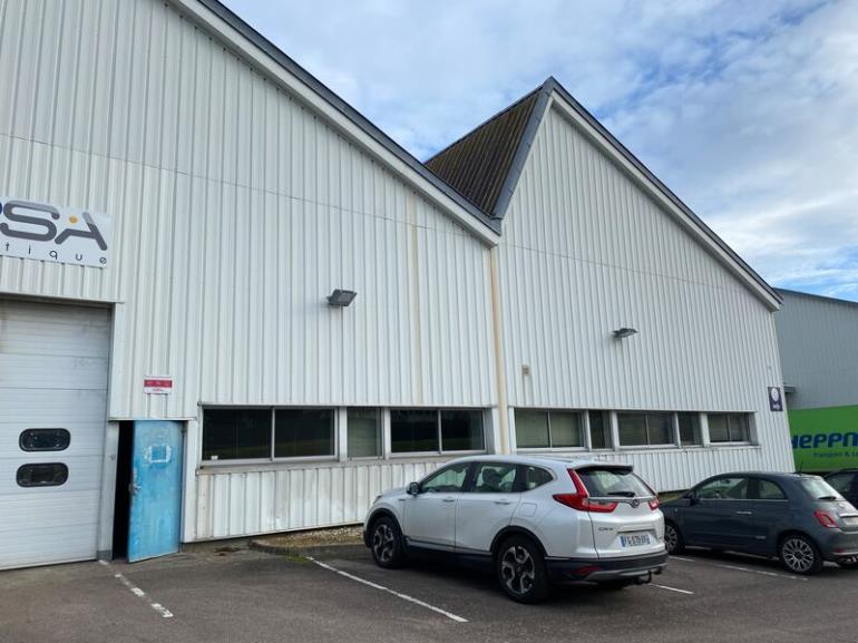 Photo de Location locaux d'activités 1871m² Jarville La Malgrange - Zone d'activité Leclerc - Proche axe autoroutier