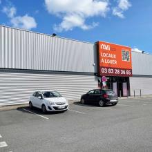 Commerce à louer à Essey-lès-Nancy - 745 m²