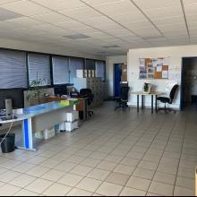 Local d activité à louer à Fléville-devant-Nancy - 866 m²